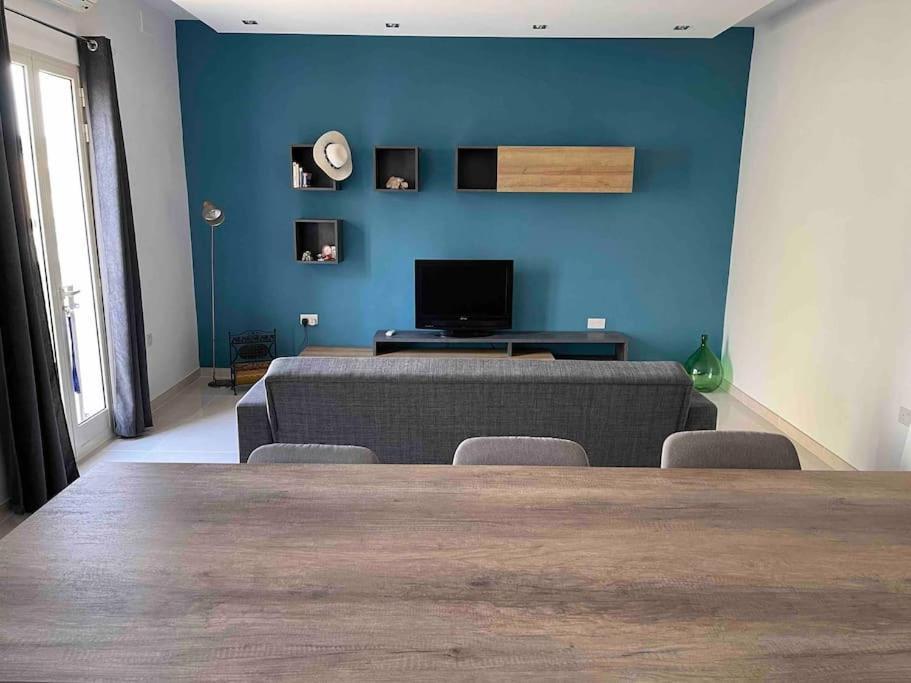 Sunset Apt Modern 1 Bedroom Apt Near The Beach Бирзеббуджа Экстерьер фото